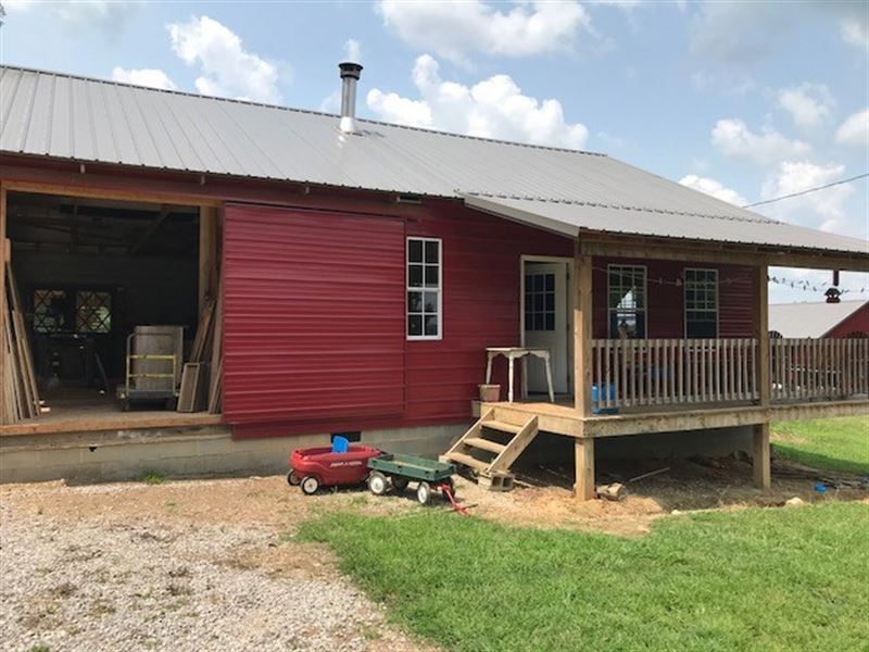 Amish Built Home Acreage, Barn : Liberty : Casey County : Kentucky
