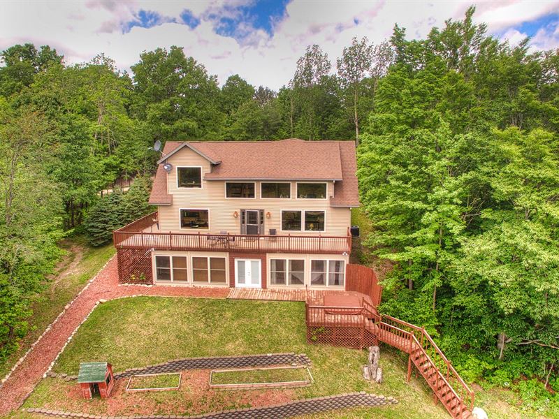 High Fence Hunting Ranch Northern : Atlanta : Montmorency County : Michigan