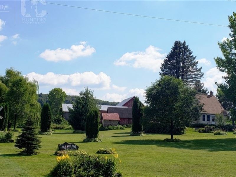 Historic Country Farm Home Sauk, Farm for Sale in Wisconsin, 172853