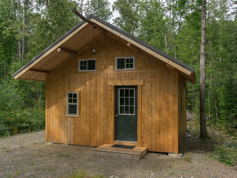 Off-Grid Camp, Dover-Foxcroft : Dover-Foxcroft : Piscataquis County : Maine