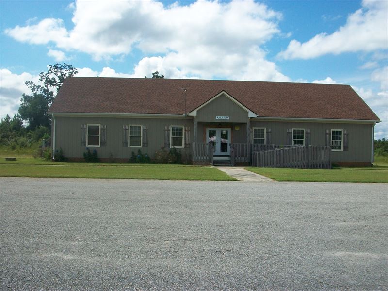 Sanderson Land / Building /Timber : Lawrenceville : Brunswick County : Virginia