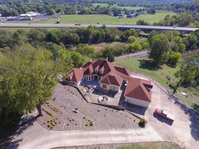 Luxury Home in Thayer Missouri, Farm for Sale in Missouri, 179479