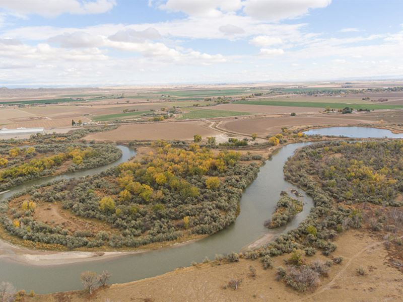 Big Horn River Estate, Farm for Sale in Wyoming, 182035 FARMFLIP