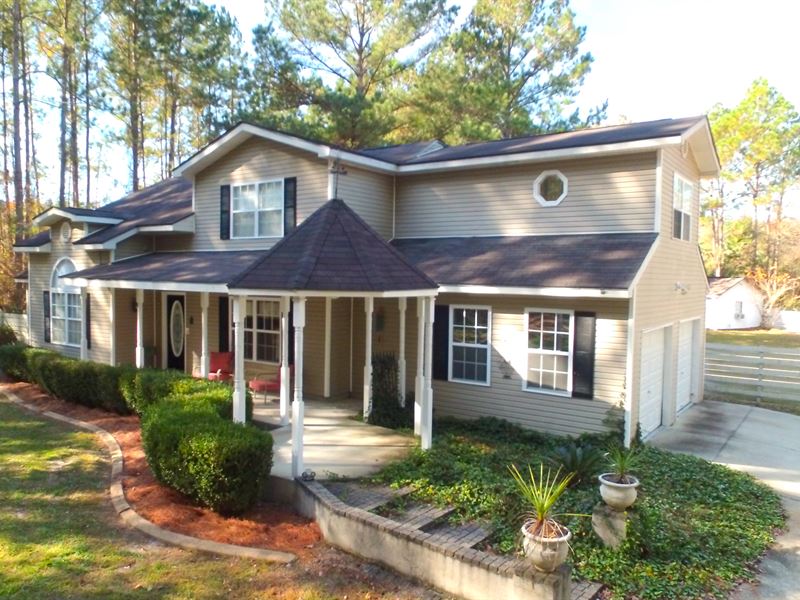 Home and Land On Pine Oak : Jesup : Wayne County : Georgia