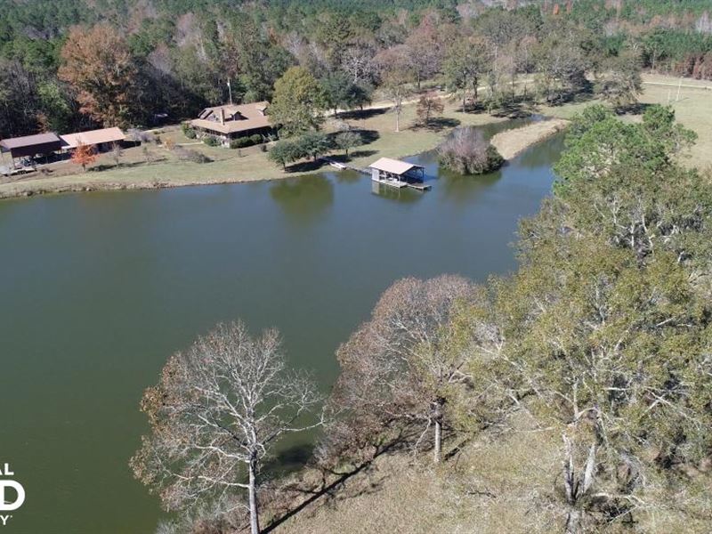 Deer Park Lake, Lodge, Trophy Hunti : Deer Park : Washington County : Alabama