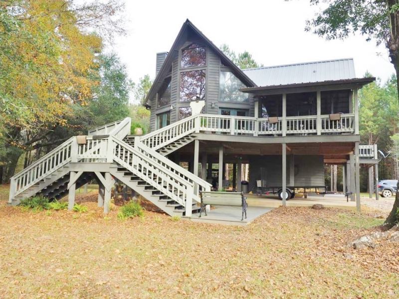 Bogue Chitto Riverfront Cabin Farm for Sale in Tylertown, Walthall