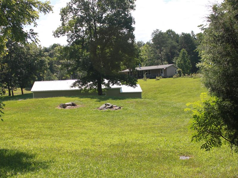 Country Home, Blueberry Farm : Munfordville : Hart County : Kentucky