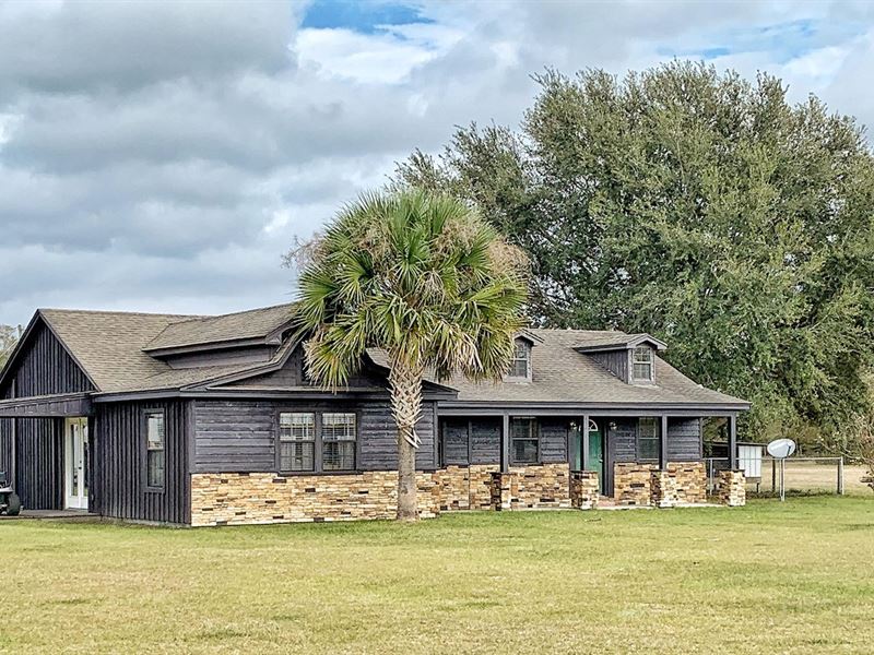 Equine Property Home Barn, Trenton Farm for Sale in Trenton, Levy