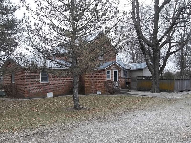 Home For Sale in Chanute Kansas Farm for Sale in Chanute, Wilson