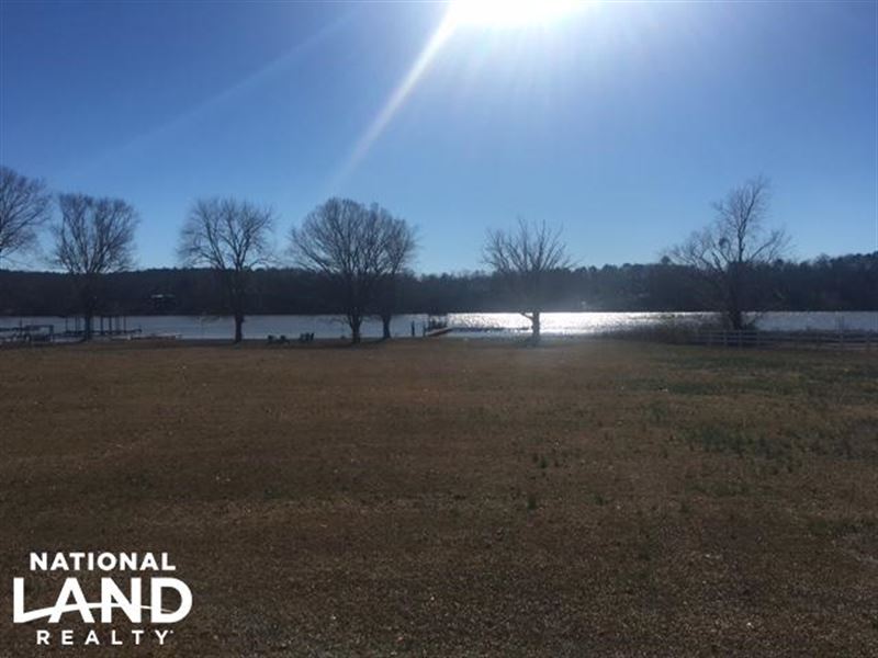 Lay Lake Home Sites & Development Farm for Sale in Wilsonville