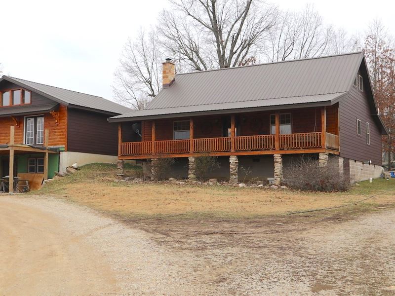 Log Sided Country Home & Farm Salem Farm for Sale in Salem, Fulton