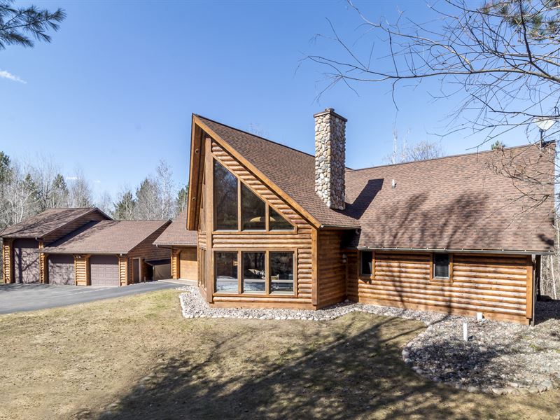 Tomahawk Log Home, Farm for Sale in Wisconsin, 186149