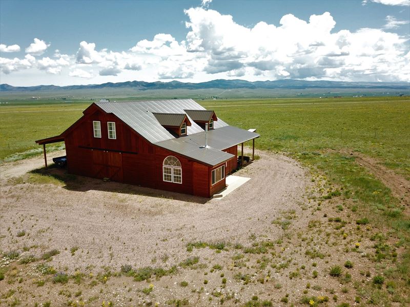 Barn/Home Horse Property Rocky, Farm for Sale in Colorado, 187738