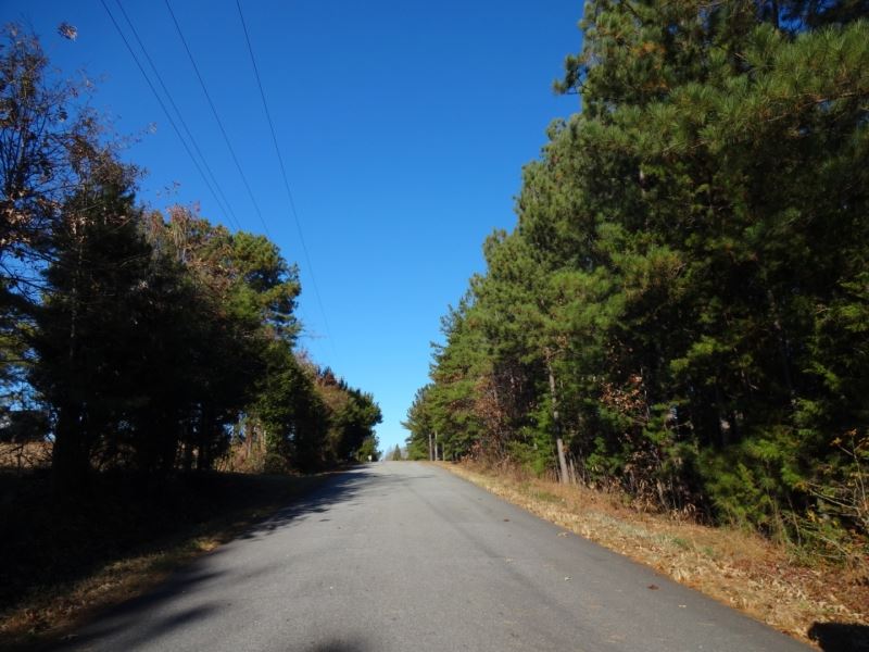 16.28 Acres, Convenient To : Six Mile : Pickens County : South Carolina