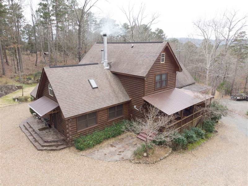 Ozark Mountain Custom Log Home : Shirley : Van Buren County : Arkansas
