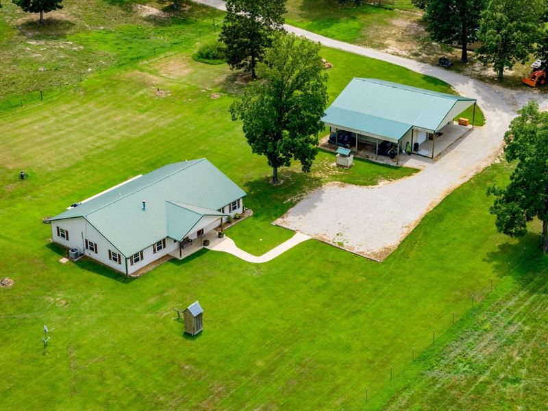 165 Acres, Farm/Ranch Land, 2,4 : Evening Shade : Izard County : Arkansas