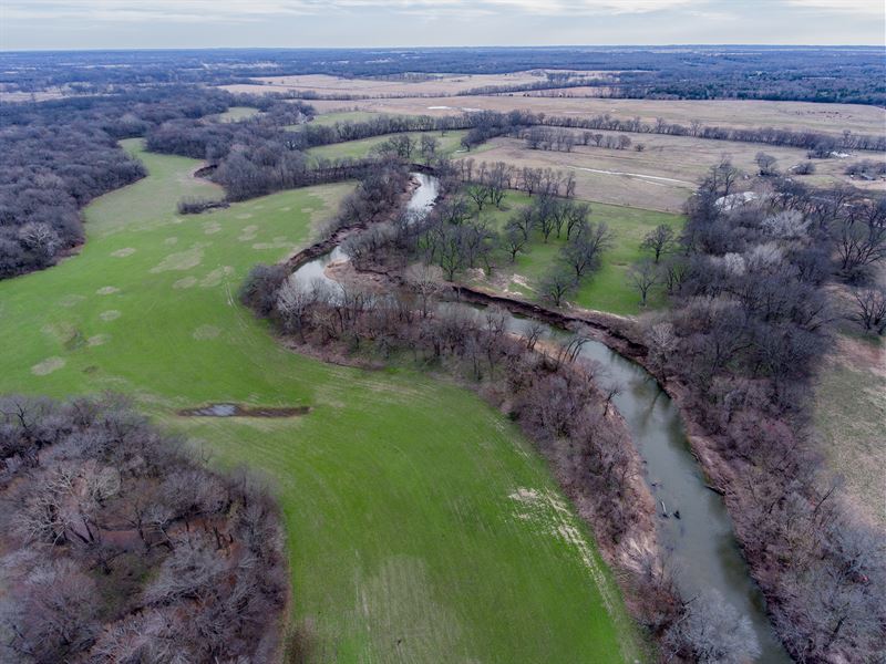 Family Farm Sitting On Blue River, Farm for Sale in Oklahoma, 190443