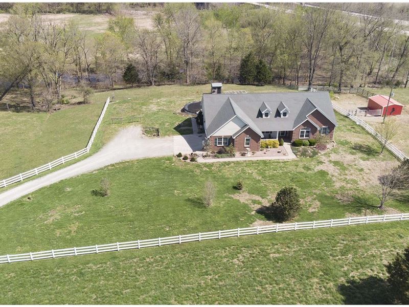Custom Home & 75 Acre Cattle Farm, Farm for Sale in Missouri, 190618