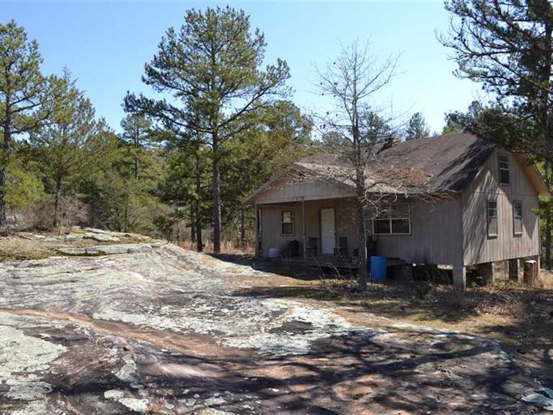 39 Acres with 864 Sq, Ft, Off : Calico Rock : Izard County : Arkansas