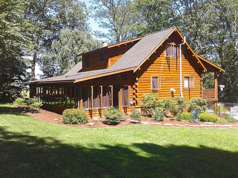5 Private Acres, Log Home Farm for Sale in Millville, Columbia County