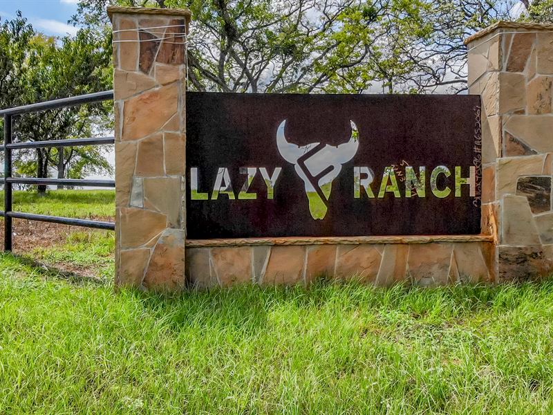Exquisite East Texas Ranch : Tyler : Smith County : Texas