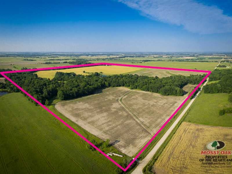 152 Acres Mixed Used in Woodson CO : Yates Center : Woodson County : Kansas