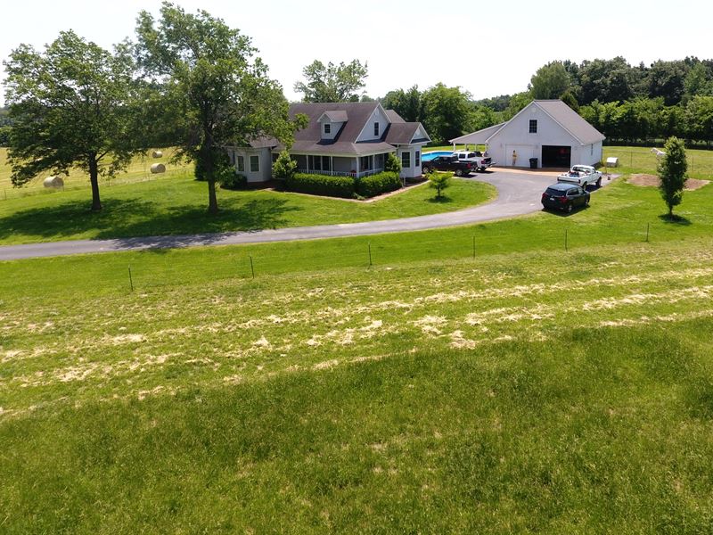 Nice Country Home and Poultry Farm : South Fulton : Obion County : Tennessee