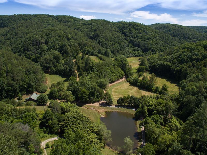 263 Acre Smoky Mountain Retreat, Farm for Sale in Tennessee, 205123