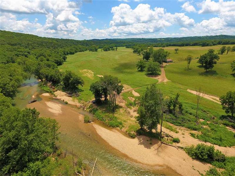 Beautiful 200 Acres on Flat Creek, Farm for Sale in Missouri, 205250