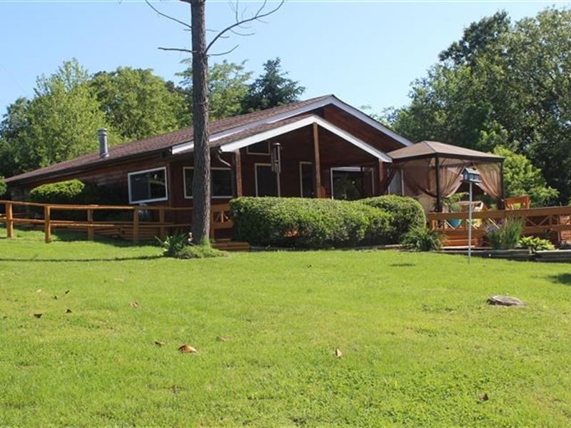 Horse Property/Hobby Farm Winona, Farm for Sale in Missouri, 208512 FARMFLIP