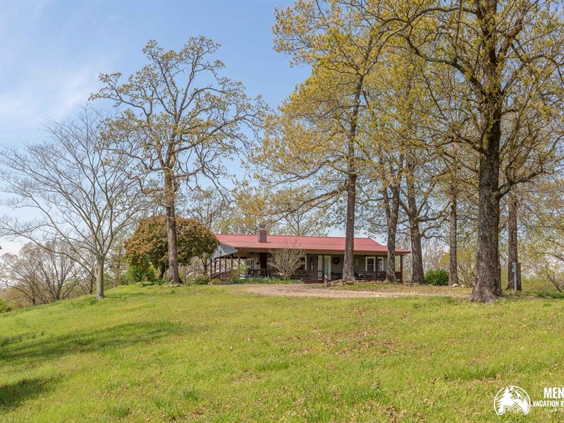 Country Home on a Hilltop : Mena : Polk County : Arkansas