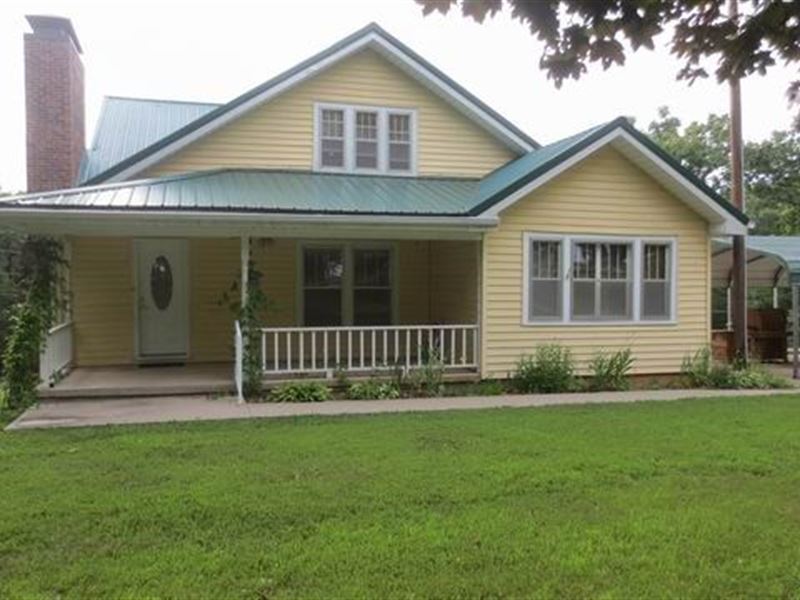 Beautiful Setting This Home : Osceola : Saint Clair County : Missouri