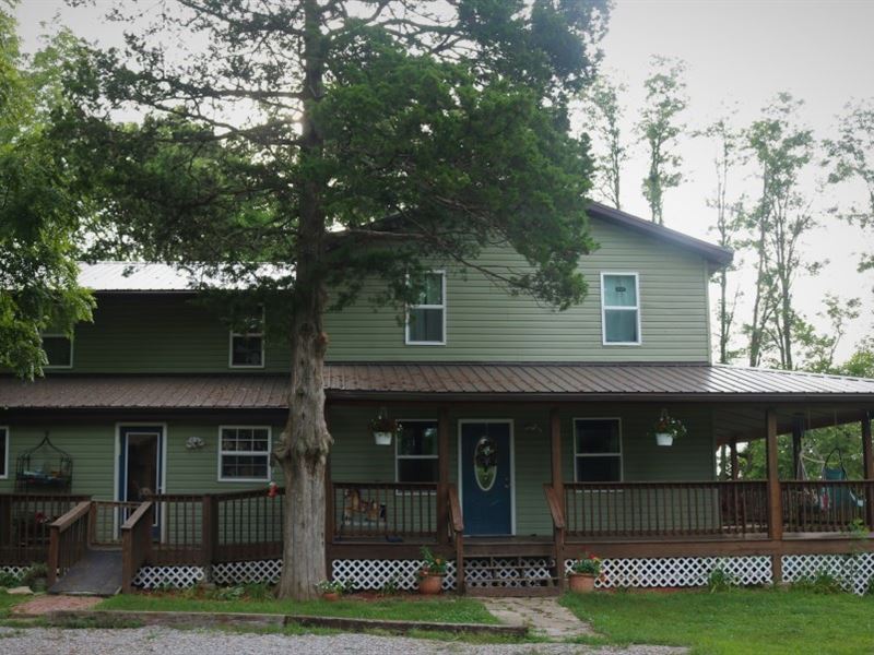 Country Farm House Acreage Farm for Sale in Jamestown, Moniteau