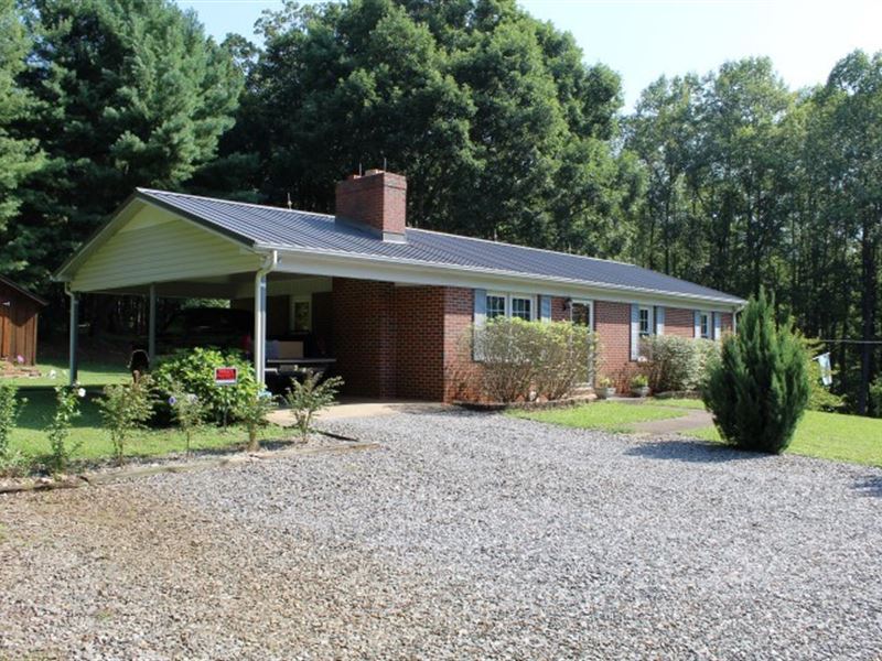 Ranch Style Home Located Patrick, Farm for Sale in Virginia, 210757