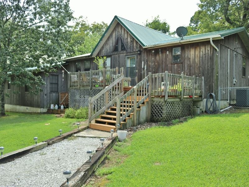 Hobby Farm in The Ozark Mountains, Farm for Sale in Arkansas, 211074