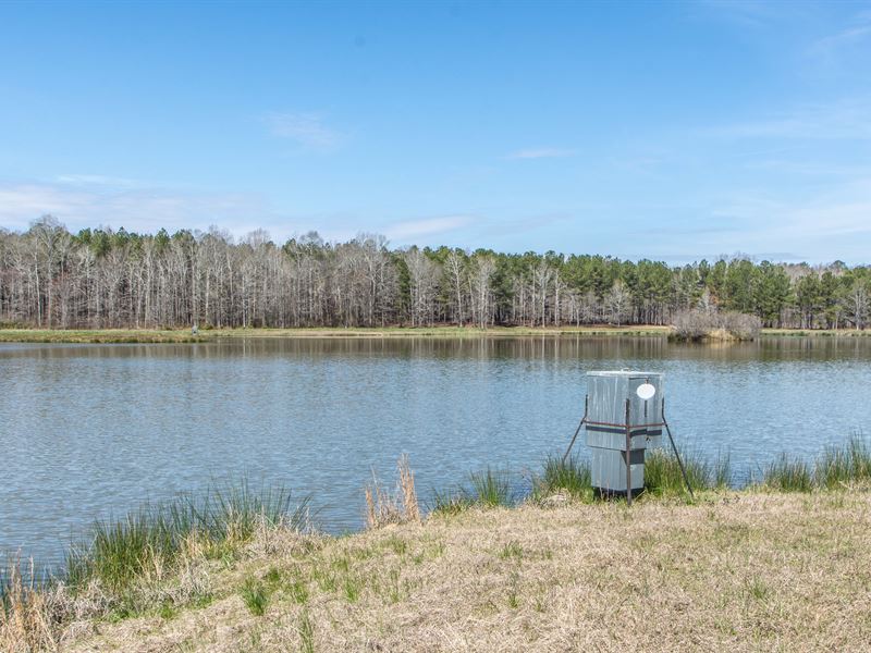 Pioneer Lake Paradise Farm for Sale in Sterrett, Shelby County