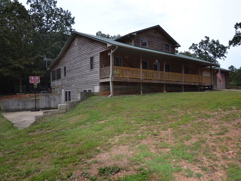 Southern Missouri Hobby Farm & Home : West Plains : Howell County : Missouri