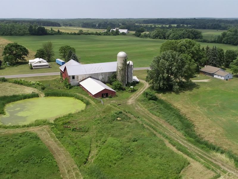 Farmhouse & Barn, Lot 2, Farm for Sale in New York, 214603 FARMFLIP
