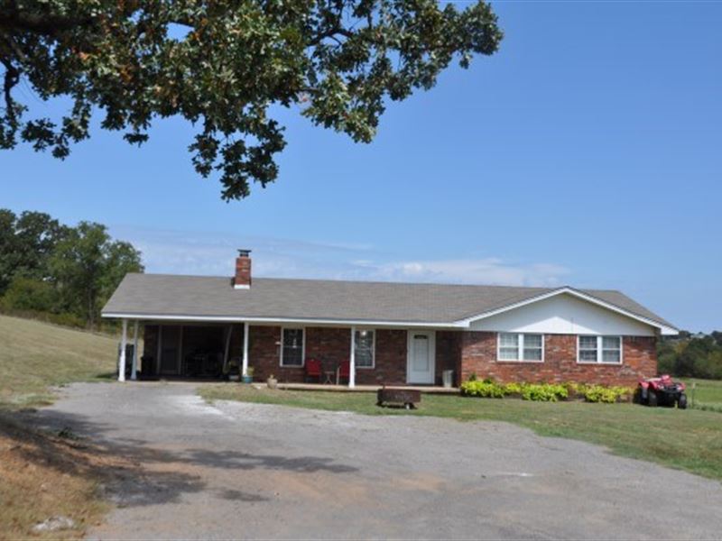 Country Home 20 Acres Cattle Farm for Sale in Howe, Le Flore County