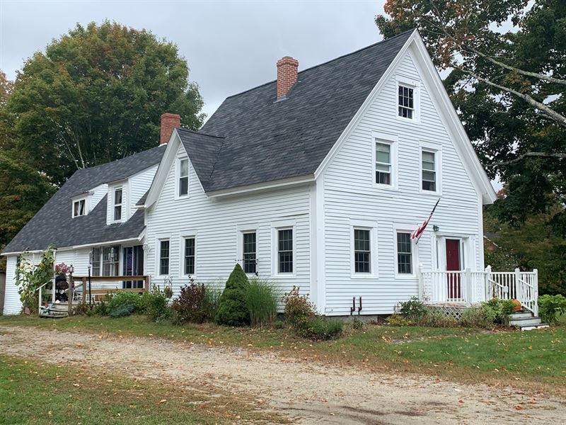 Vintage New England Farmhouse Maine Farm for Sale in Burlington