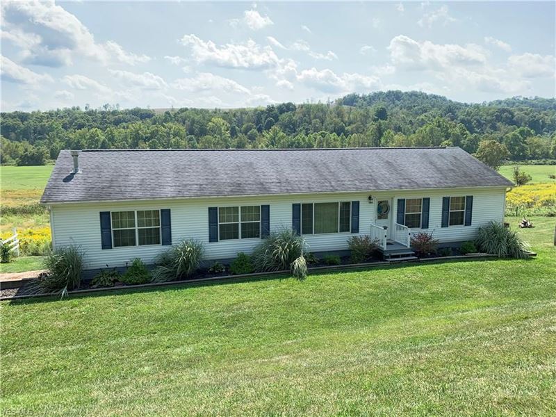 Mini Farm with 34 Acres : Quaker City : Guernsey County : Ohio