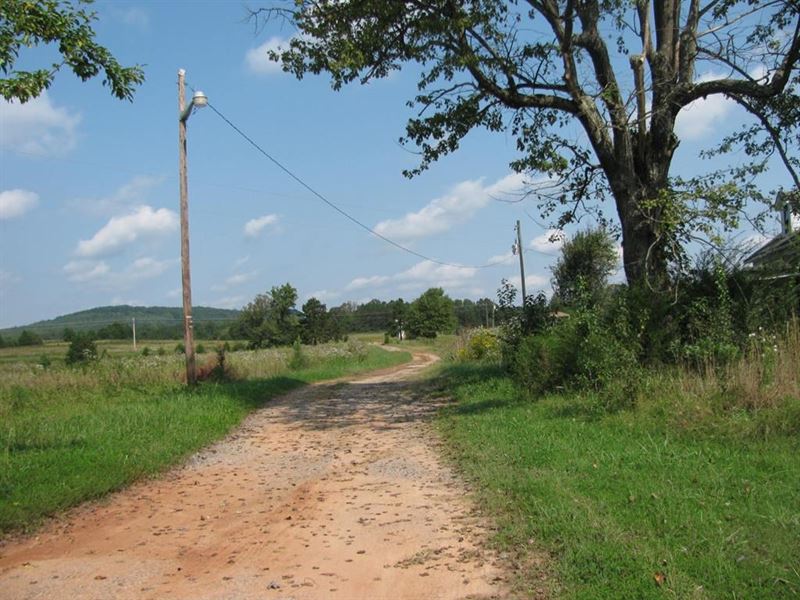 38+ Acres in Gretna, VA Farm for Sale in Gretna, Pittsylvania County