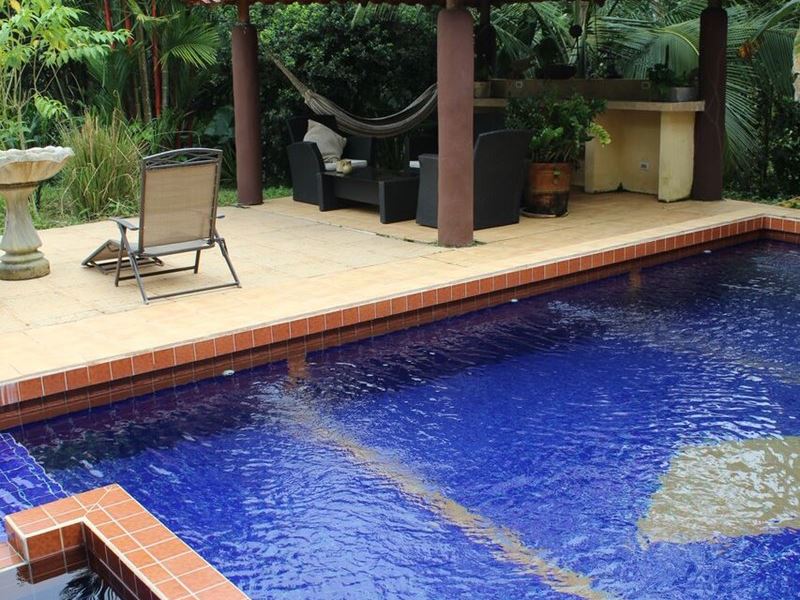 Organic Herb Farm Retreat Property : Costa Rica