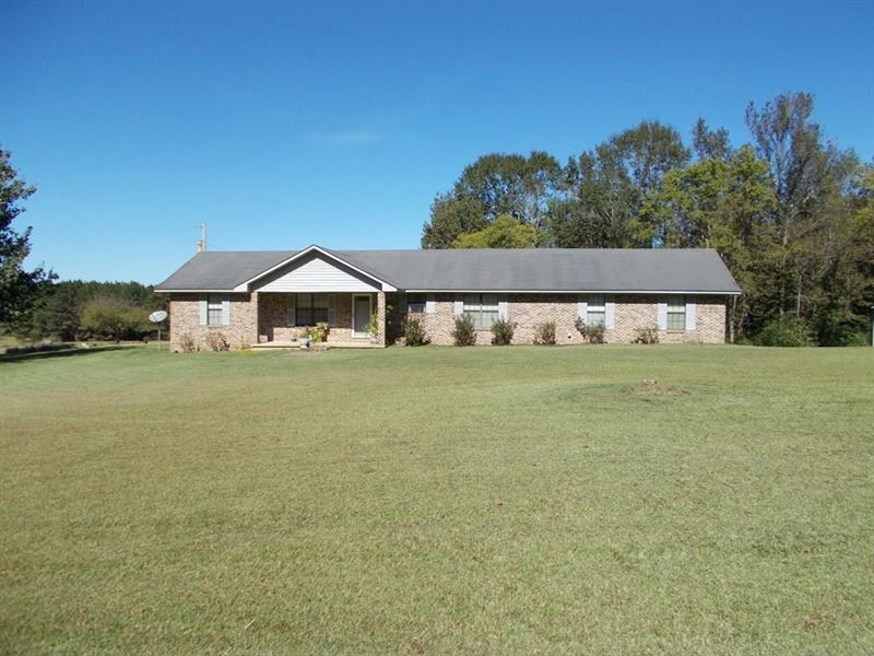 Two Houses 97 Acres Copiah County, Farm for Sale in Mississippi