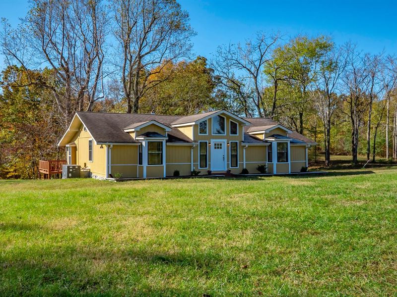 Country Home 16 Acres Primm Springs, Farm for Sale in Tennessee