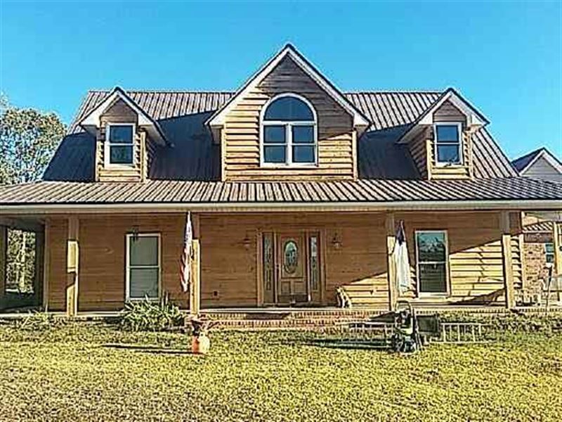 Beautiful Home on 12 Acres Farm for Sale in New Hebron, Lawrence County, Mississippi 224710