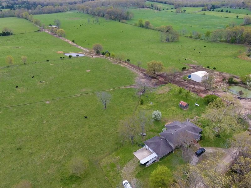 Missouri Farm & Country Home, Farm for Sale in Missouri, 226437 FARMFLIP