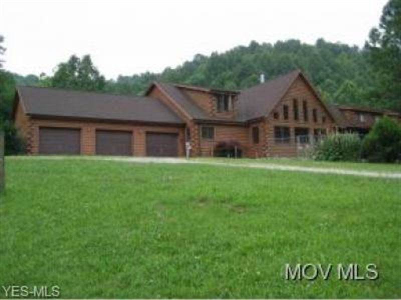 Home Surrounded by Nature, Farm for Sale in West Virginia