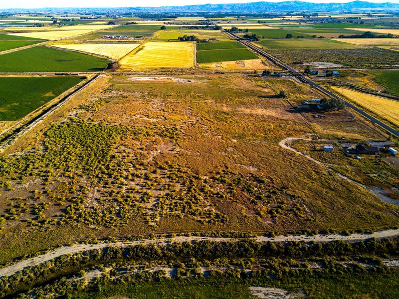 35 Acre in Powell with Water Rights, Farm for Sale by Owner in Wyoming