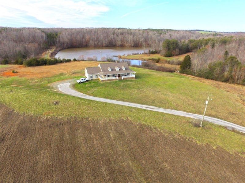 Farming and Recreational Paradise Farm for Sale in Chatmoss, Henry